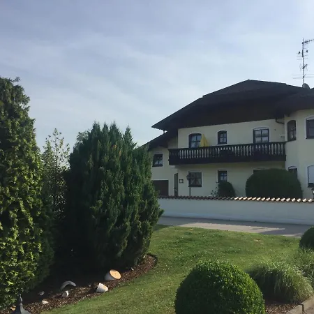Appartementhaus Moser Бад-Фюссинг